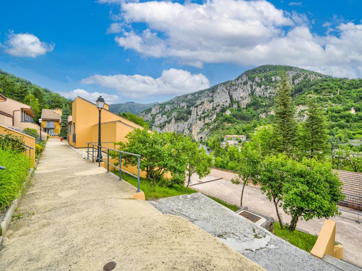Vacanceole - Residence Les Gorges Rouges Гийом Экстерьер фото