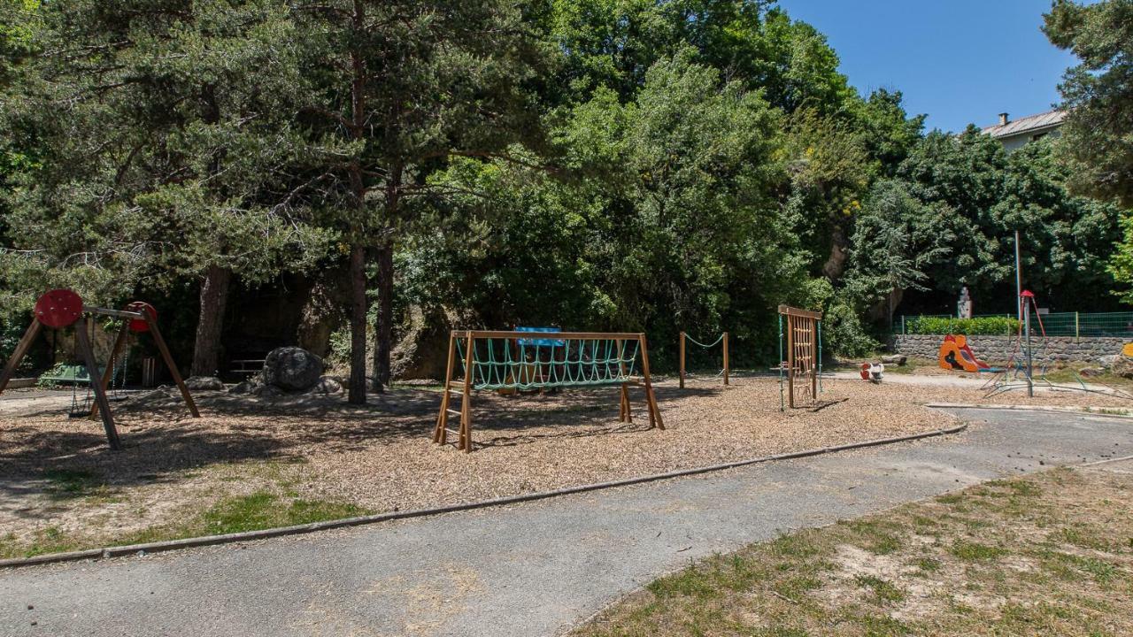 Vacanceole - Residence Les Gorges Rouges Гийом Экстерьер фото